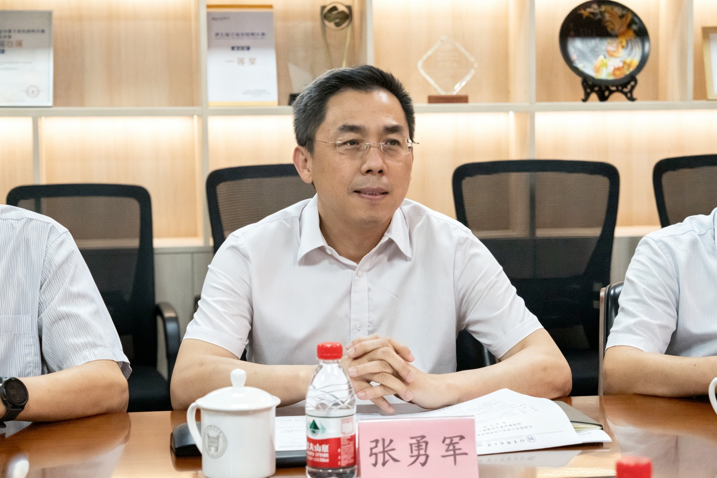 优化钢铁产业发展表述_副本.jpg